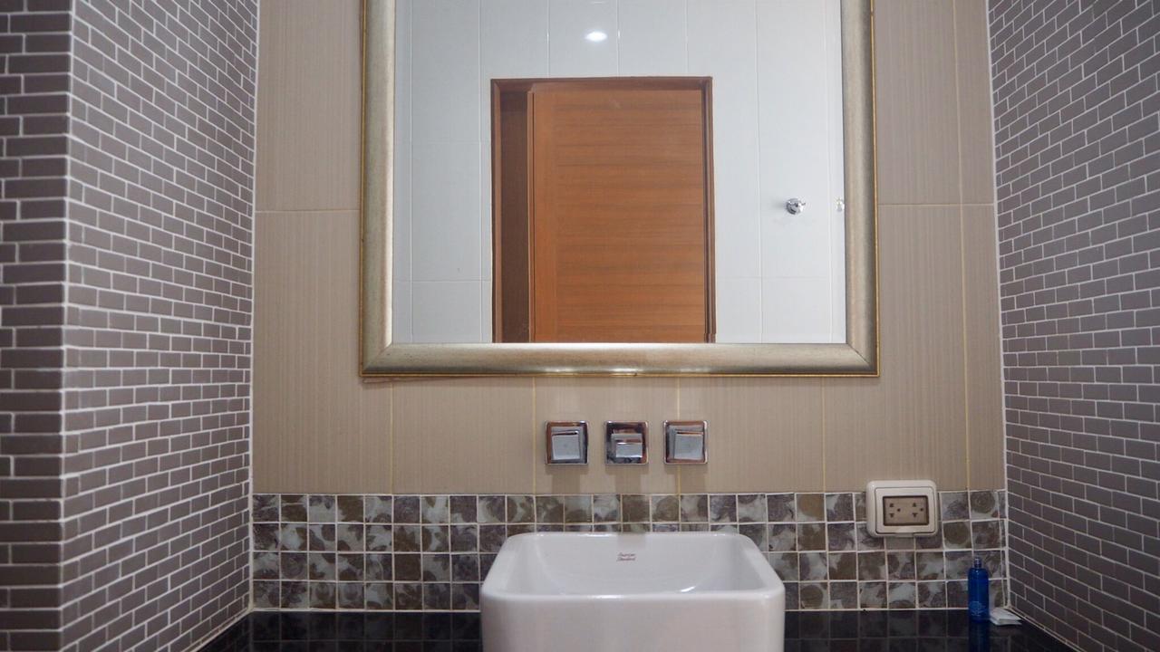 Villa Somewhere Phuket Thalang Buitenkant foto